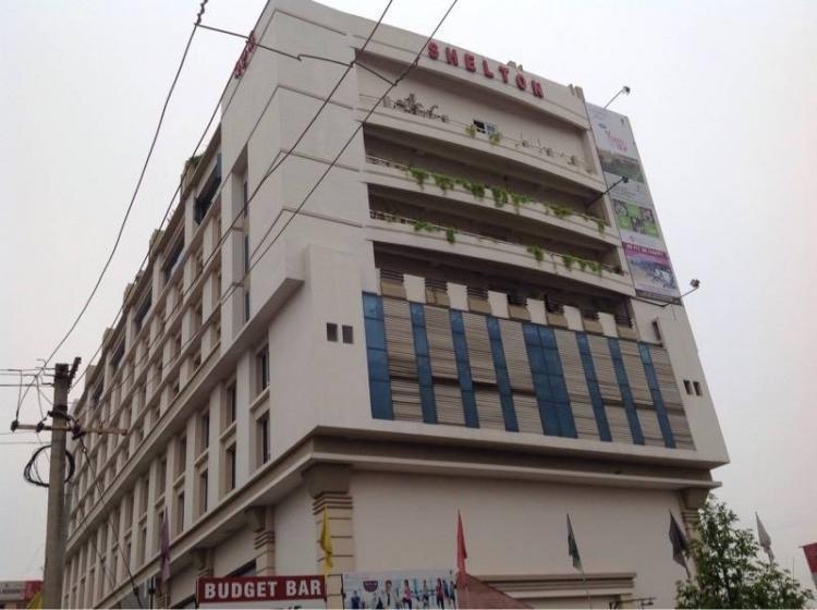 Rājahmundry Hotel Shelton מראה חיצוני תמונה